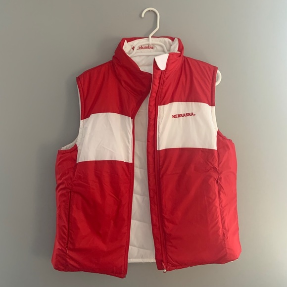 Reversible Red & White Columbia Husker Vest - Picture 2 of 4